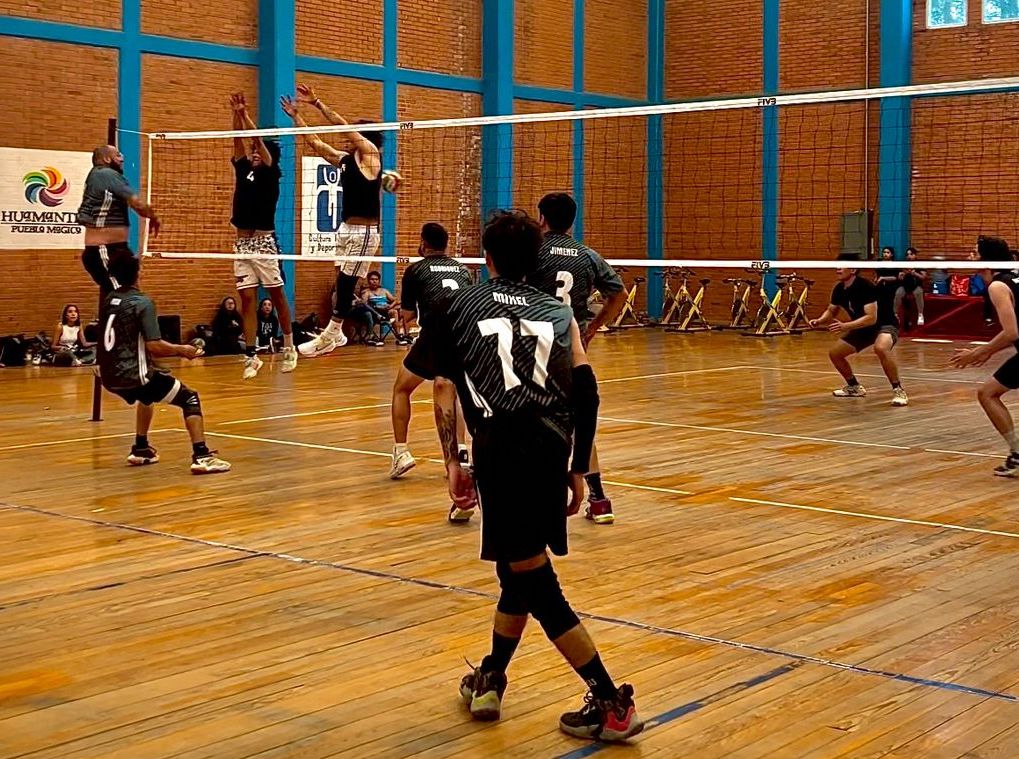 Torneo de la Dalia de Voleibol abre con éxito la actividad deportiva de la Feria de Huamantla